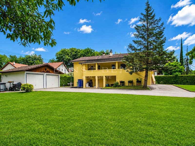 EXCLUSIVITE - Spacieuse maison familiale avec jardin, terrasses à Founex (3)