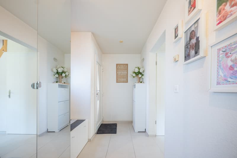 Opportunité rare : Villa mitoyenne familiale de 5.5 pièces (2)
