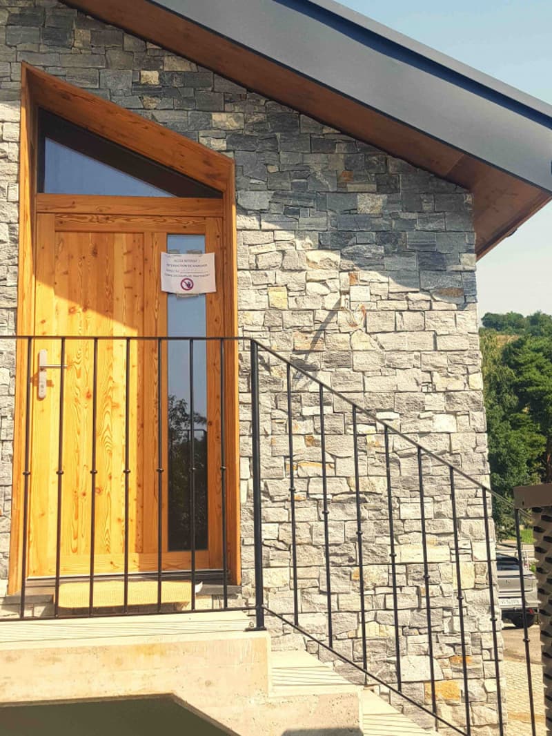 MAISON VILLAGEOISE NEUVE ÉCOLOGIQUE, JARDIN, CAVE, 2 PARKINGS (2)