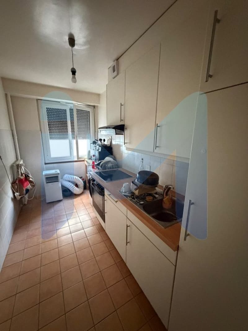 Appartement de 4 pièces au 1er étage situé à Acacias 1227 (4)