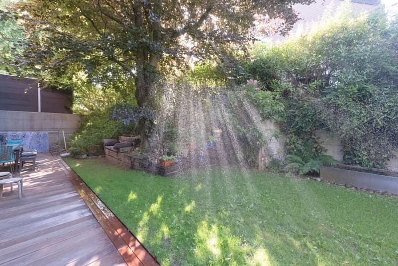 163 m2 de design contemporain, votre jardin à 20 min du Flon (1)