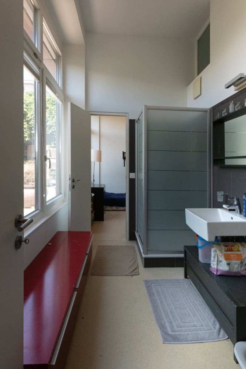 163 m2 de design contemporain, votre jardin à 20 min du Flon (5)
