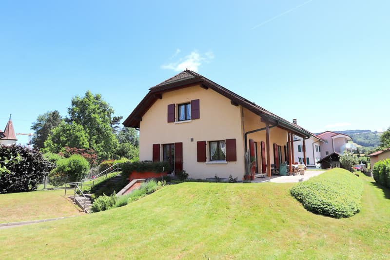 Villa individuelle de 6.5 pièces avec grand jardin de 1'618 m2 (2)