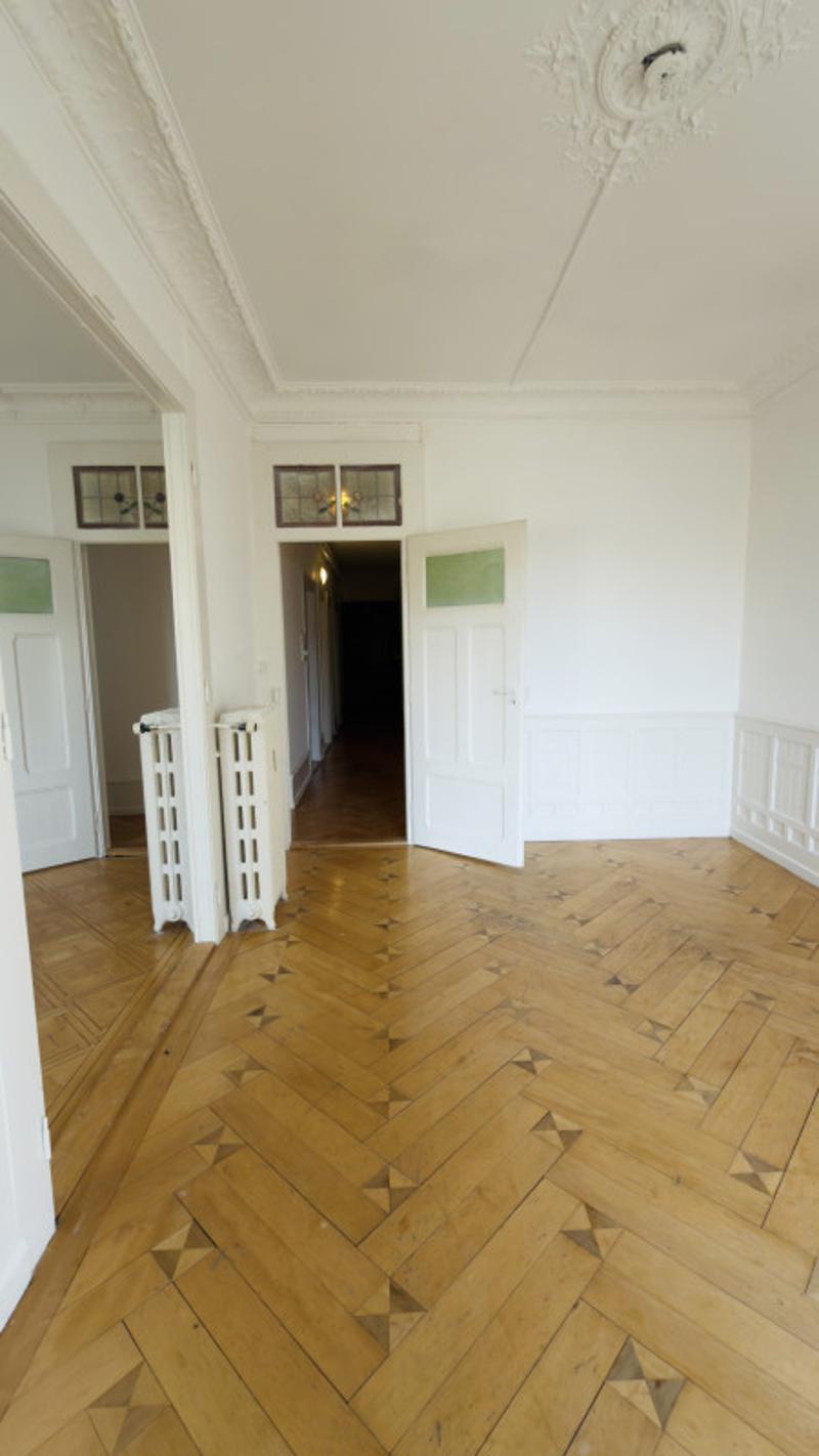 Superbe appartement de caractère de 4 pièces - emplacement premium proche gare (7)