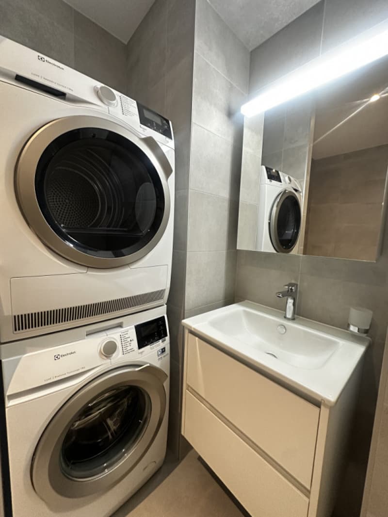 Magnifique appartement de 3.5 pièces - Rue du Centre 1, 1820 Montreux (10)