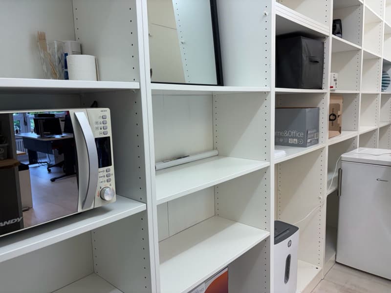 Une place de travail en bureau partagé au centre-ville (5)