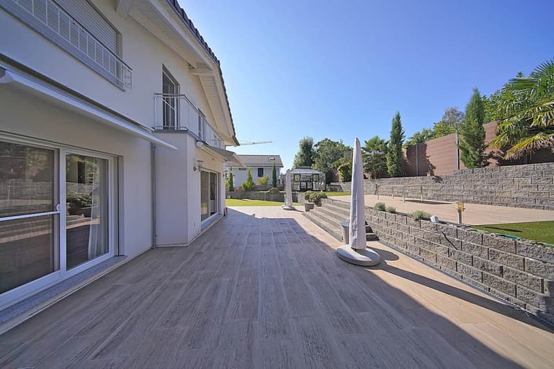 Exclusivité - Propriété coup de coeur, villa individuelle au calme (3)