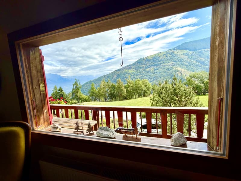 CHALET INDIVIDUEL AVEC VUE EXCEPTIONNELLE ET SANS VIS-À-VIS A BASSE NENDAZ (8)