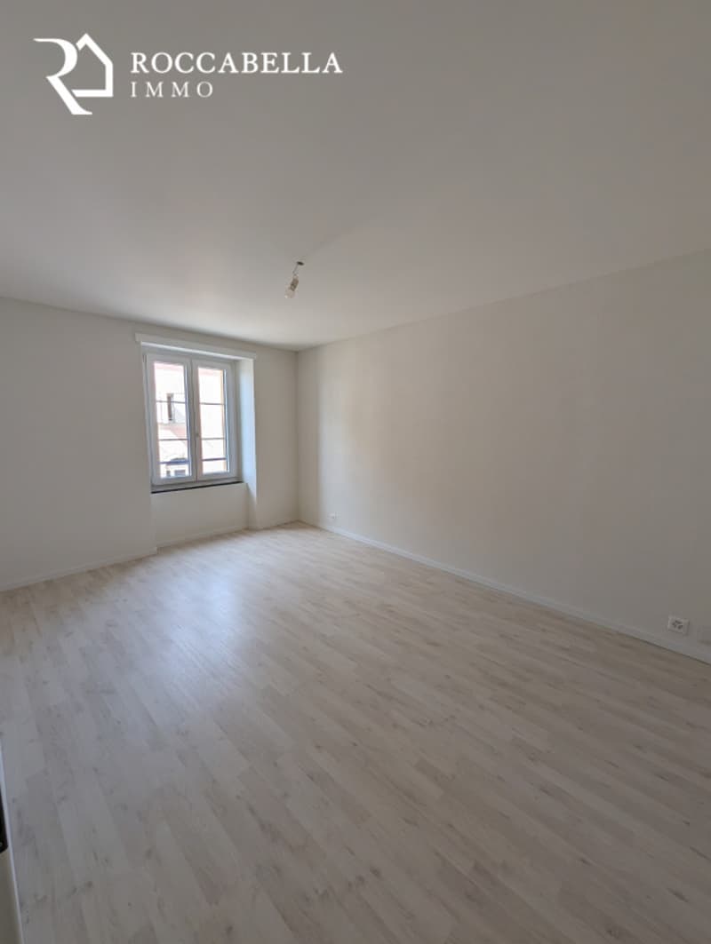 Coup de coeur assuré à Cormondrèche - Appartement de 3,5 pces entièrement rénové (9)