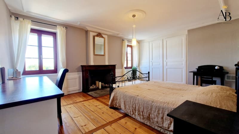 En exclusivité : Authentique Maison villageoise (6)