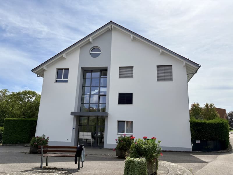 Magnifique, lumineux, duplex de standing de 4,5 pièces au coeur de Genolier (1)