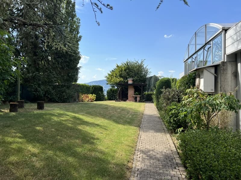 Belle et très spacieuse villa d'architecte, 12 pces, 2800 m2 terrain intimiste, (2)