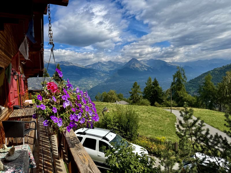 CHALET INDIVIDUEL AVEC VUE EXCEPTIONNELLE ET SANS VIS-À-VIS A BASSE NENDAZ (5)