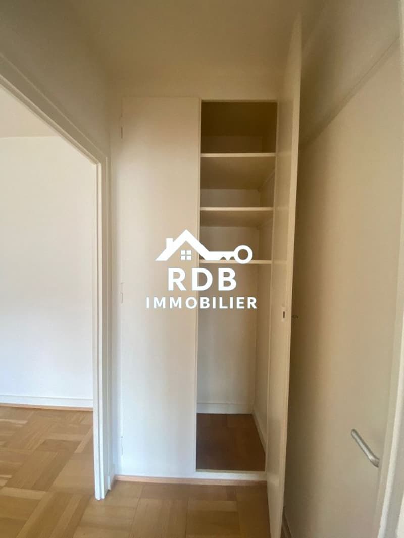 Appartement de 3,5 pièces au 4ème étage situé à Genève 1202 (9)