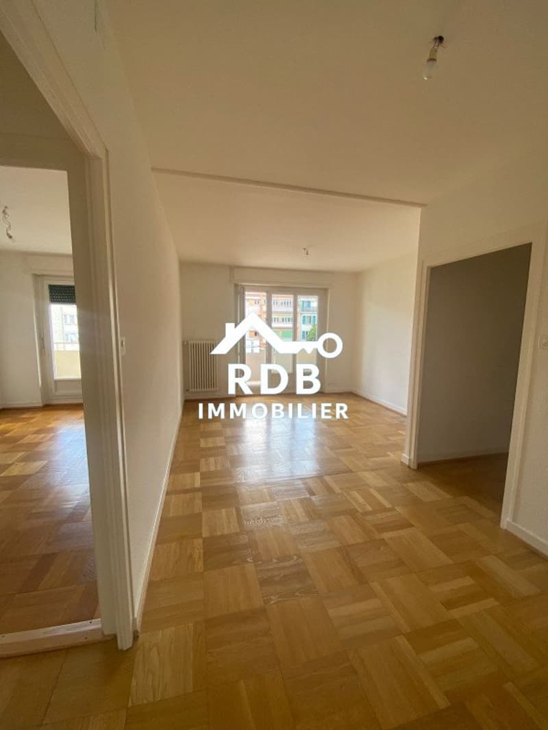 Appartement de 3,5 pièces au 4ème étage situé à Genève 1202 (2)