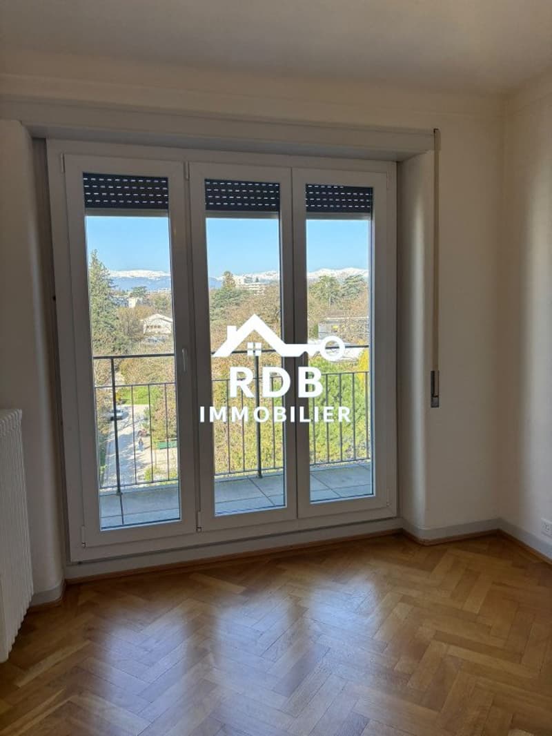 Appartement de 3,5 pièces au 5ème étage situé à Genève 1202 (9)