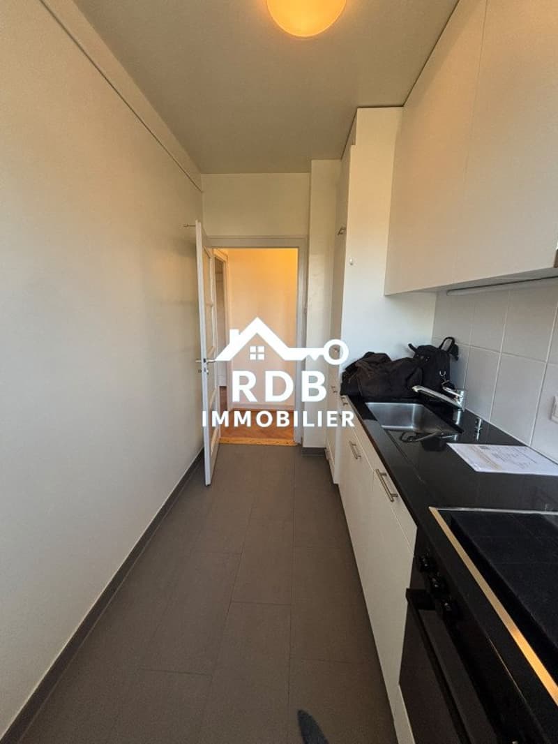 Appartement de 3,5 pièces au 5ème étage situé à Genève 1202 (5)