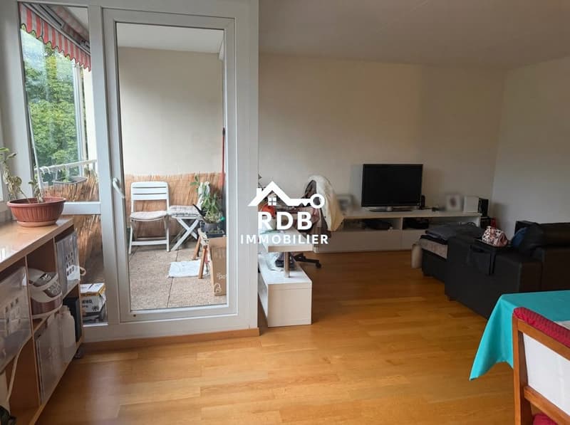 Appartement de 3,5 pièces au 3ème étage situé à Chêne-Bougeries 1224 (1)