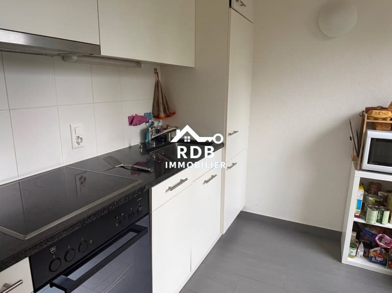 Appartement de 3,5 pièces au 3ème étage situé à Chêne-Bougeries 1224 (4)