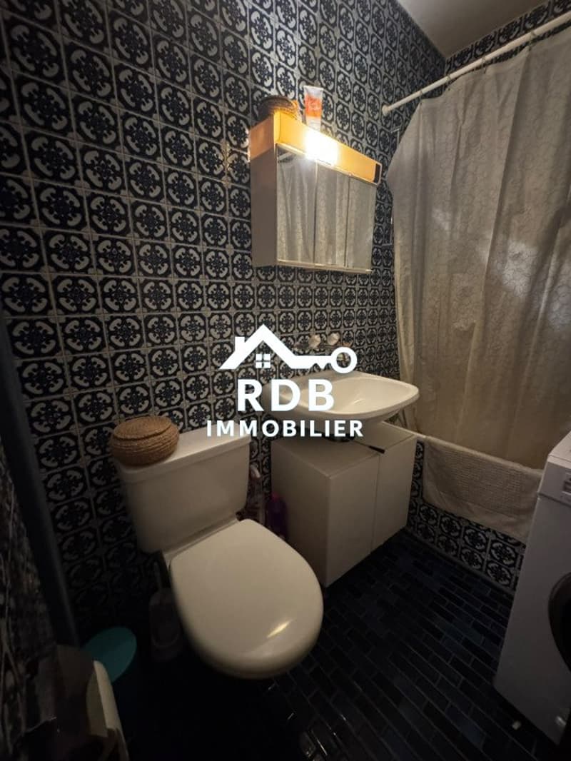 Appartement de 2 pièces au 4ème étage situé à Genève 1203 (5)