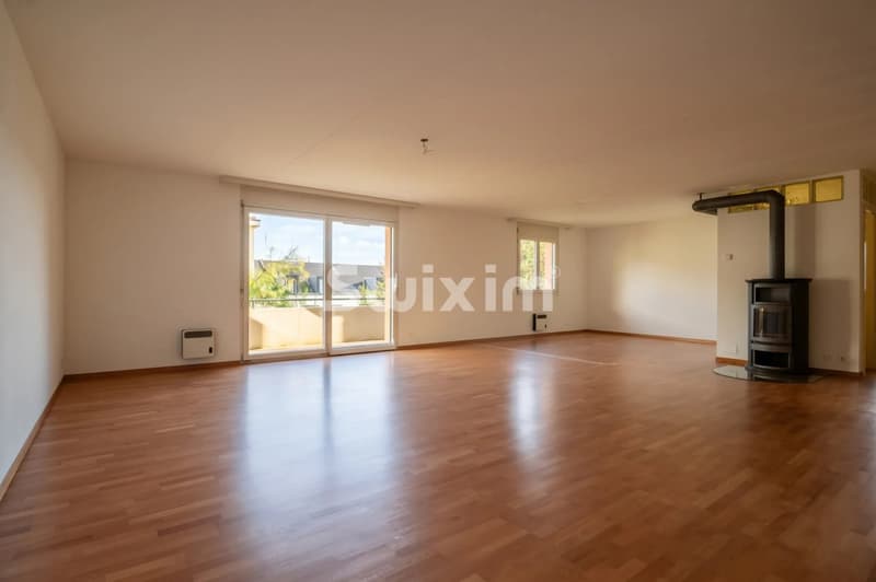 Appartement de 135 m² au coeur de Palézieux-Village : gare, école et commerces à (2)