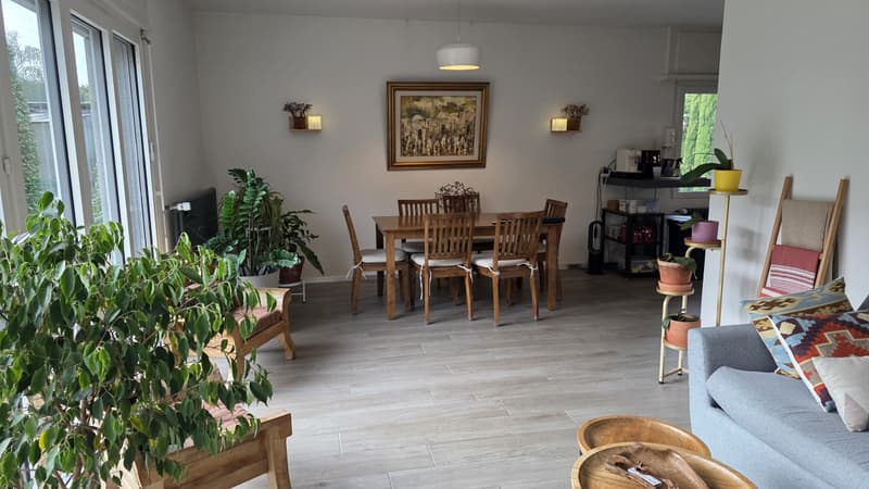 Rare-Villa 2 chambres à coucher avec piscine et jardin de 600m2 (4)