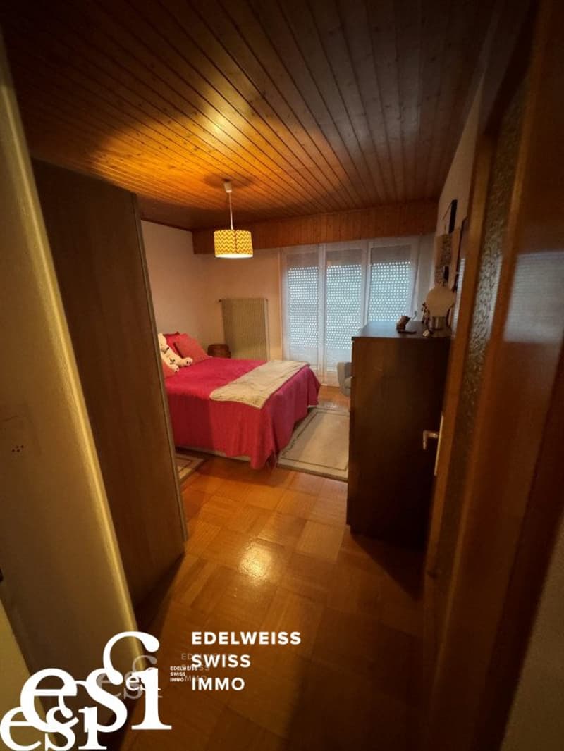 Attique de 4.5 pces au centre de Bex avec fort potentiel (7)