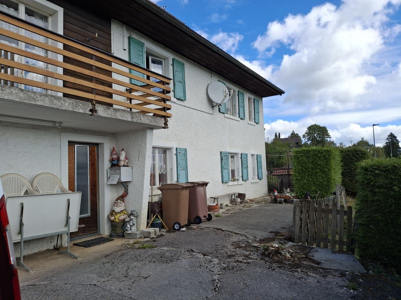 Maison de campagne au calme avec grand terrain (2)