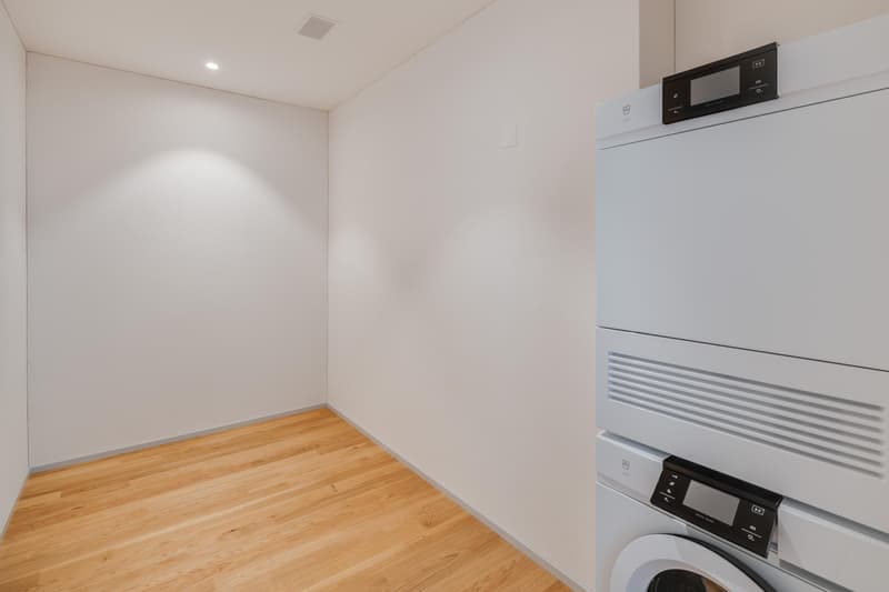2.5 Zimmerwohnung in Worben (10)