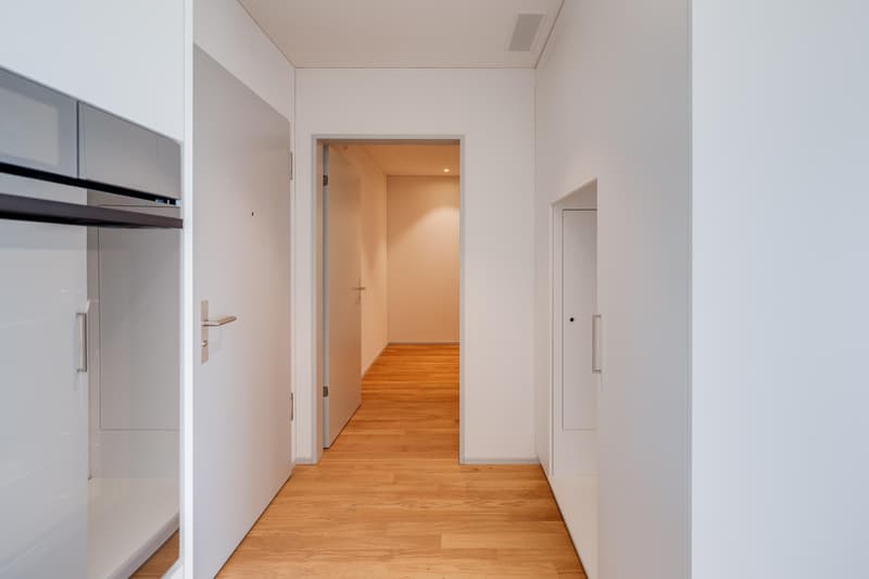 2.5 Zimmerwohnung in Worben (4)
