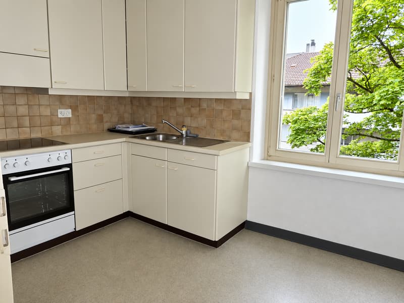 Bern Länggasse - charmante 2-Zimmerwohnung mit Balkon (2)