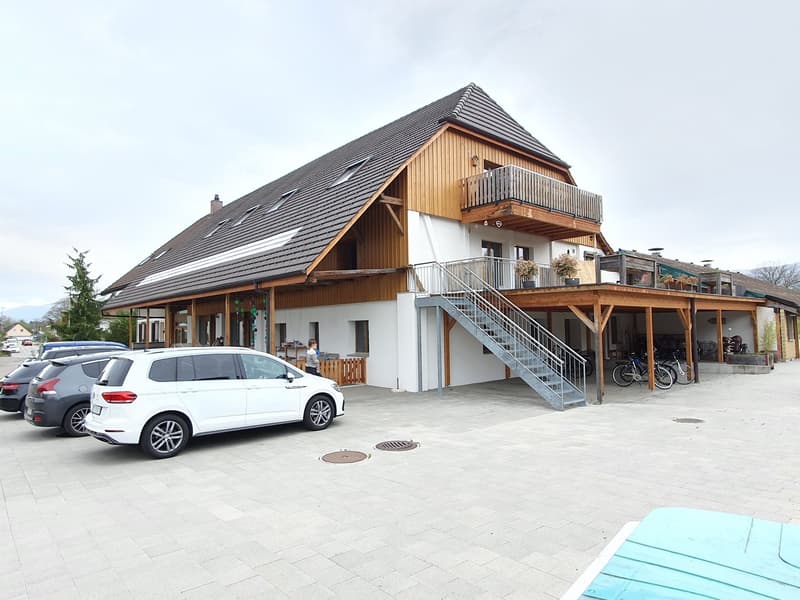 Großzügige Wohnung mit Bauernhauscharme (1)