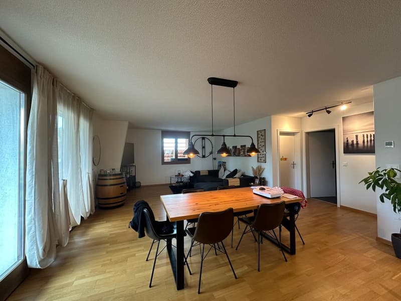 Großzügige Wohnung mit Bauernhauscharme (5)