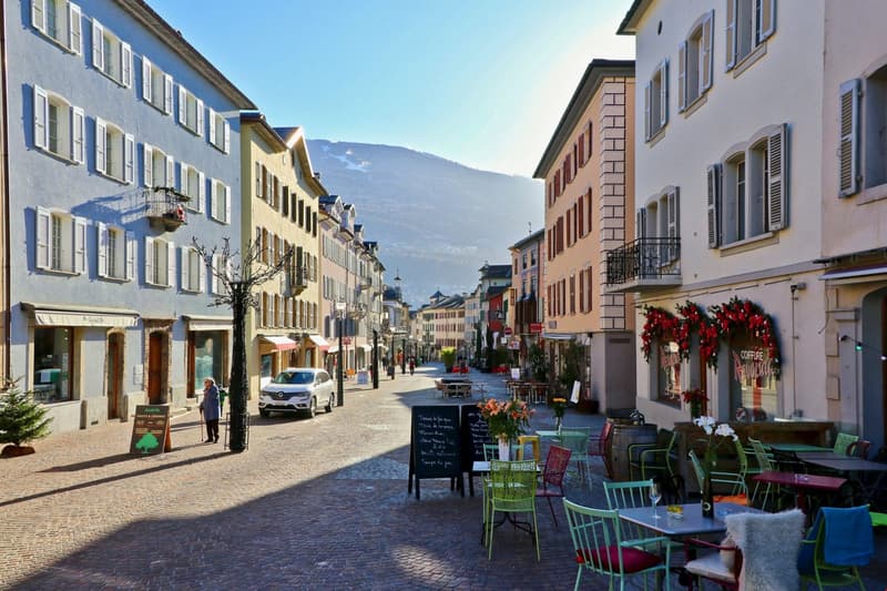 Charmant appartement au coeur de Sion (18)