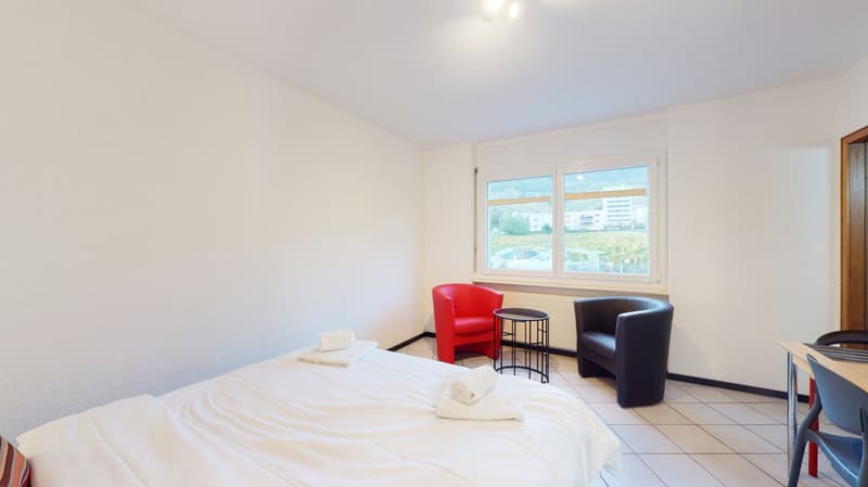 Studio spacieux dans un joli quartier à Sierre (7)