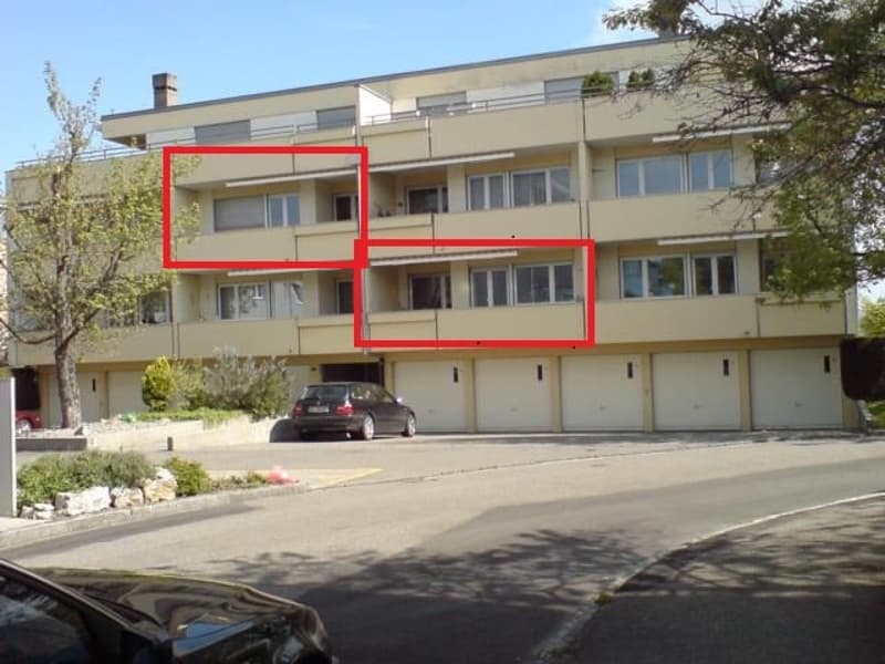 Helle 2.5-Zimmer-Wohnung mit Balkon (1)