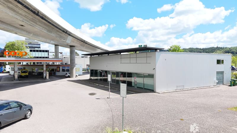 Attraktive Verkaufs- und Gewerbefläche an der Solothurnstrasse in Biel (2)