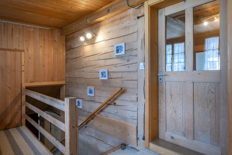 Gemütliches Chalet mit zwei Wohnungen (3)