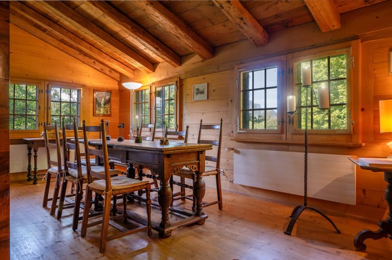 Traditionelles Bauernhaus mit Scheune und Umschwung (8)