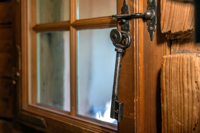 Traditionelles Bauernhaus mit Scheune und Umschwung (12)