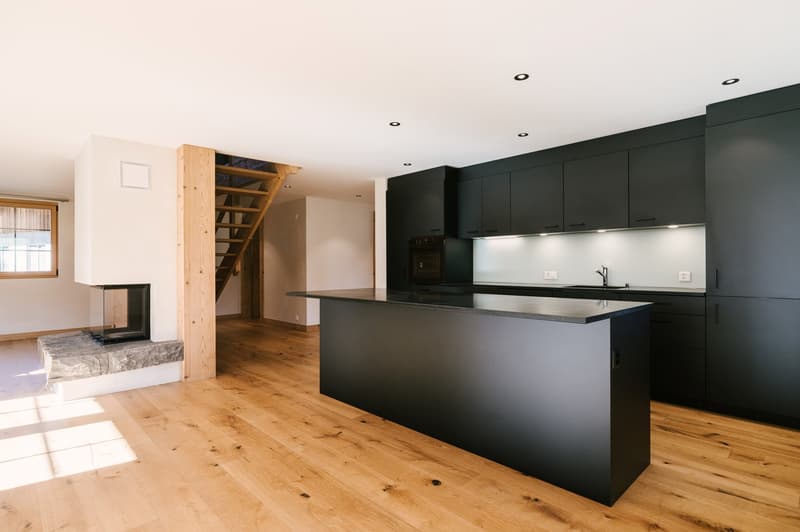 Modernes Einfamilienchalet mit Carport - Erstwohnung (5)