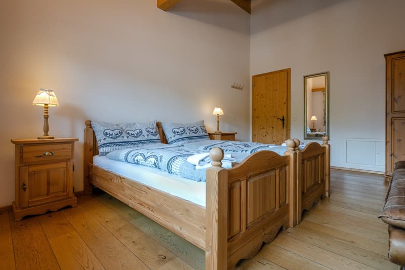 Schöne und moderne 5.5-Zimmer Dachwohnung (9)