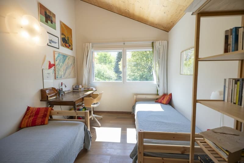 Villa design circondata dal verde con vista mozzafiato (8)