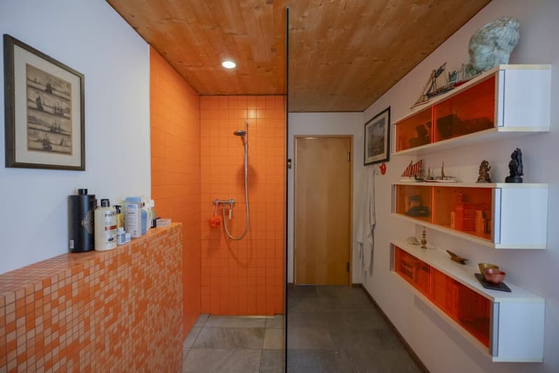 Villa de design dans le vert avec vue à couper le souffle (9)