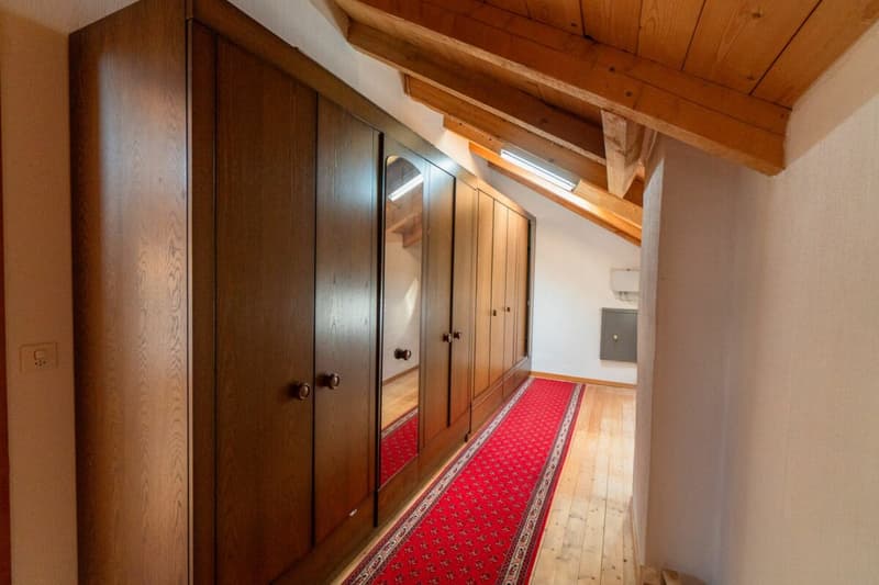 We rent a rustic 6-room house in Locarno/Solduno (18)