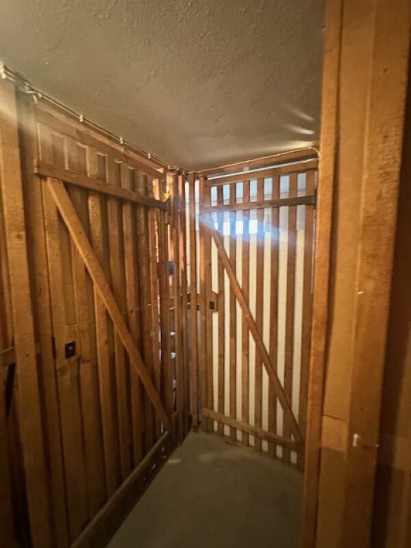 Vendiamo spazioso 3.5 locali al pianterreno (10)