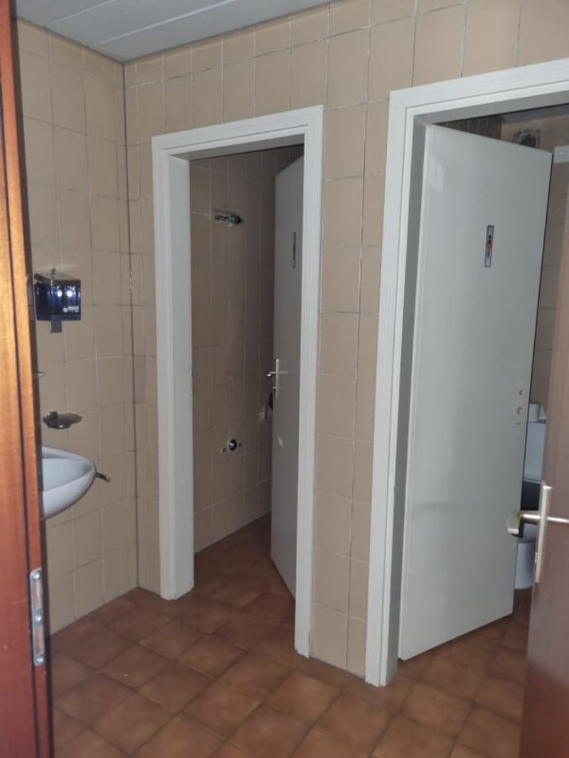 Affittasi uffici (7)