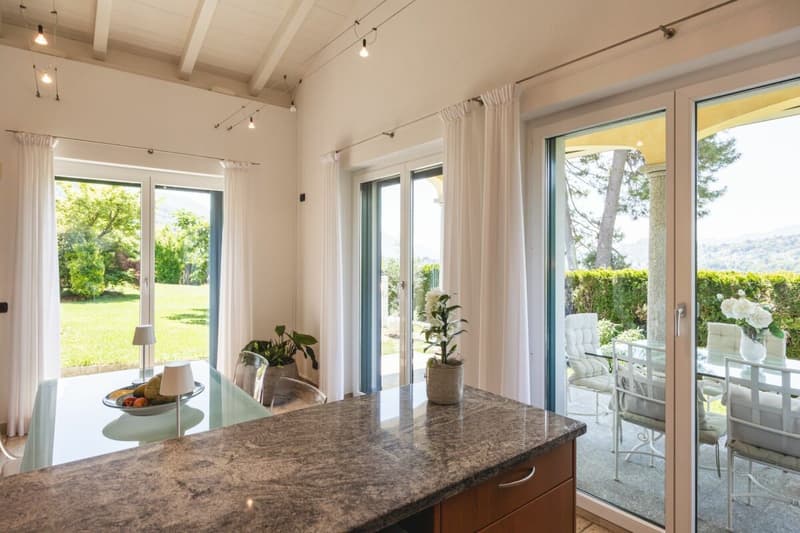 Villa con piscina a Cadro (15)