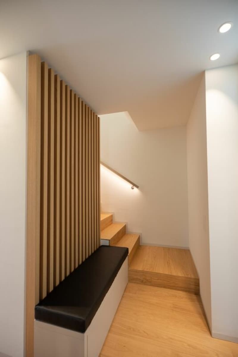 Vendiamo splendide ville design a Cadro (7)