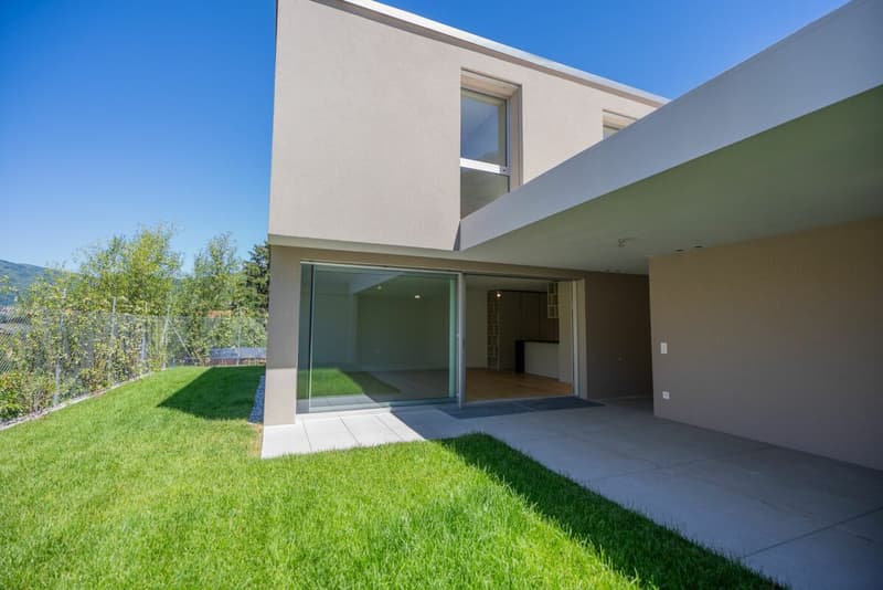 Hochmoderne Design-Villen in Cadro (2)
